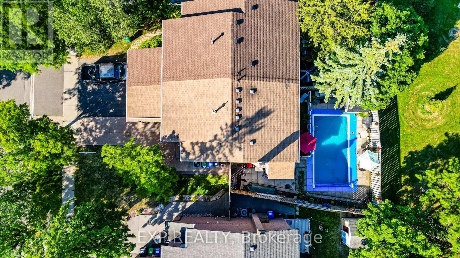 76 SALISBURY CIRCLE