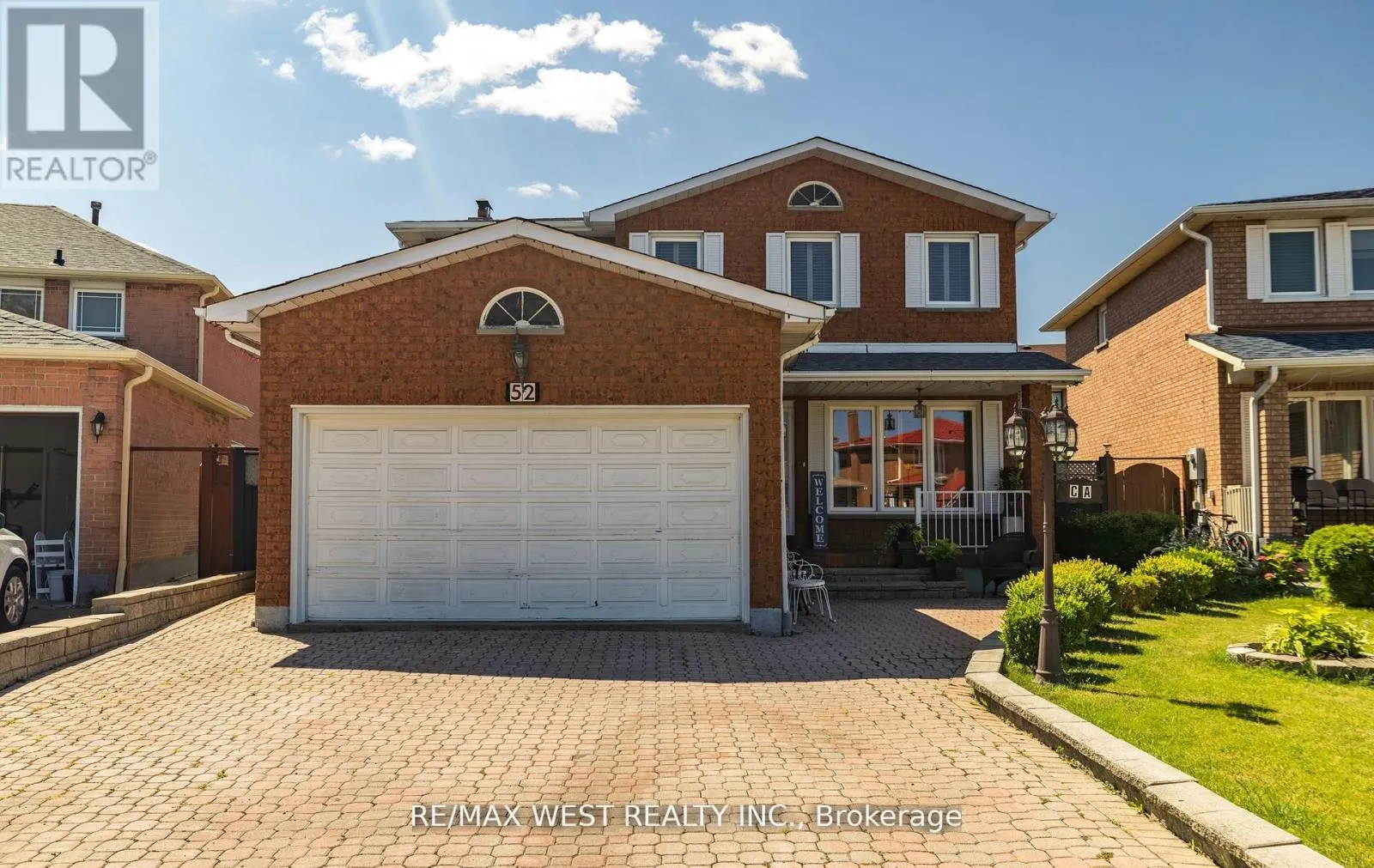 52 AMANTINE CRESCENT