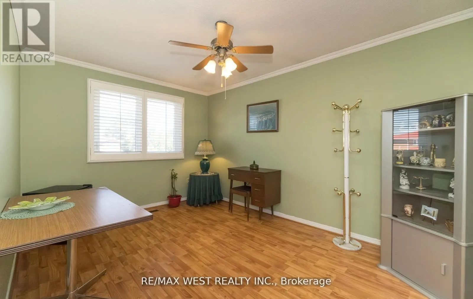 52 AMANTINE CRESCENT