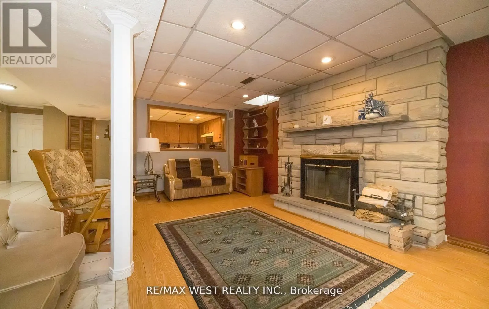 52 AMANTINE CRESCENT