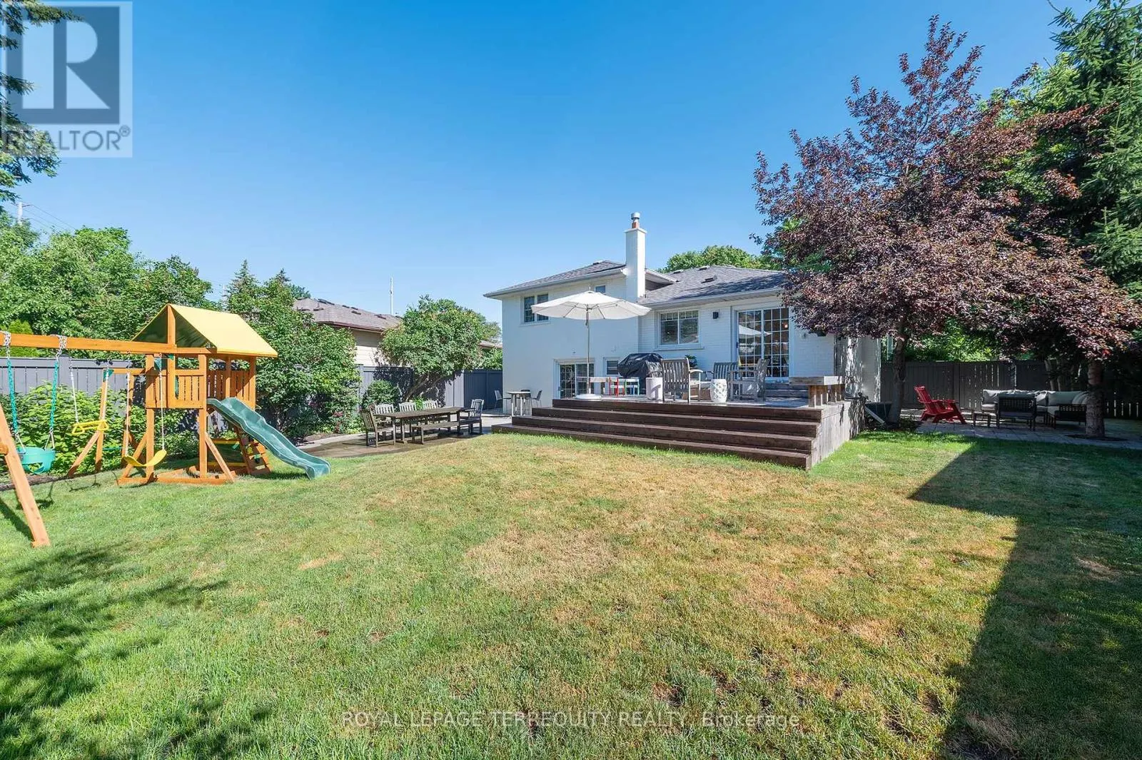 1444 STRATHY AVENUE