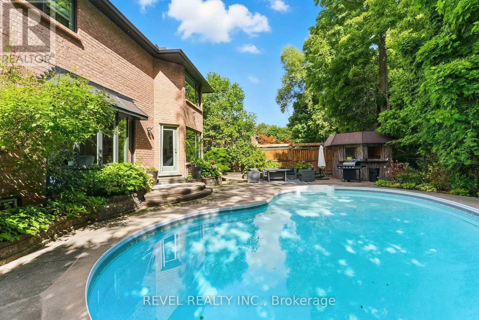 1251 WHITE LANE