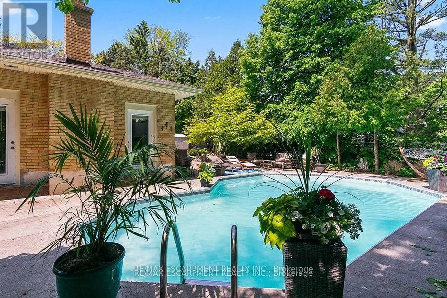 177 WOODHAVEN PARK DRIVE