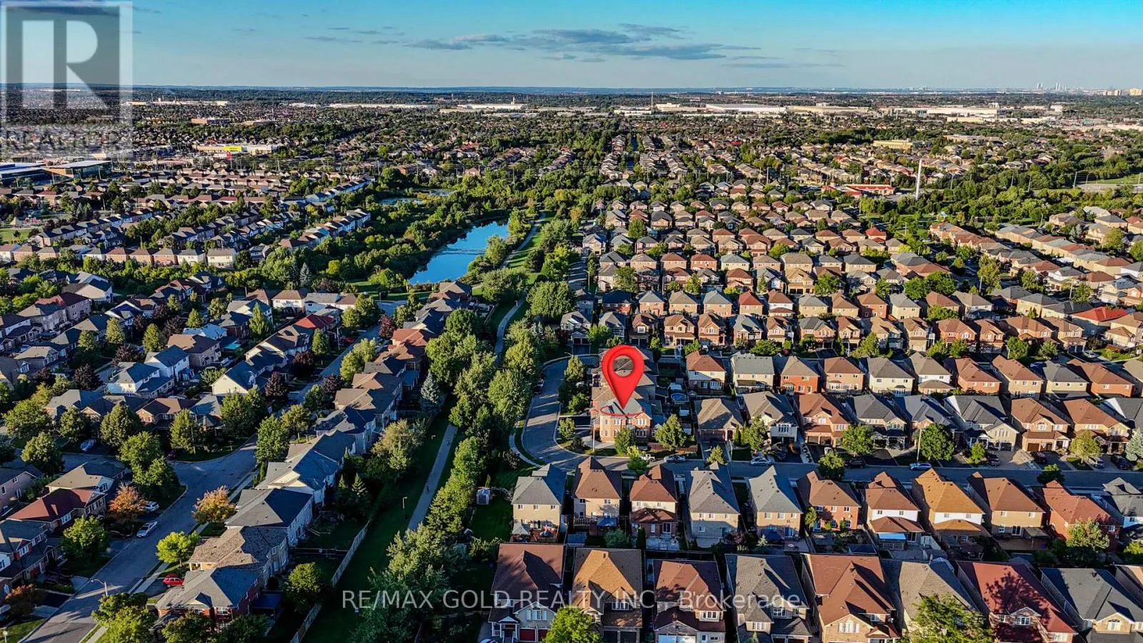 41 FALLSTAR CRESCENT