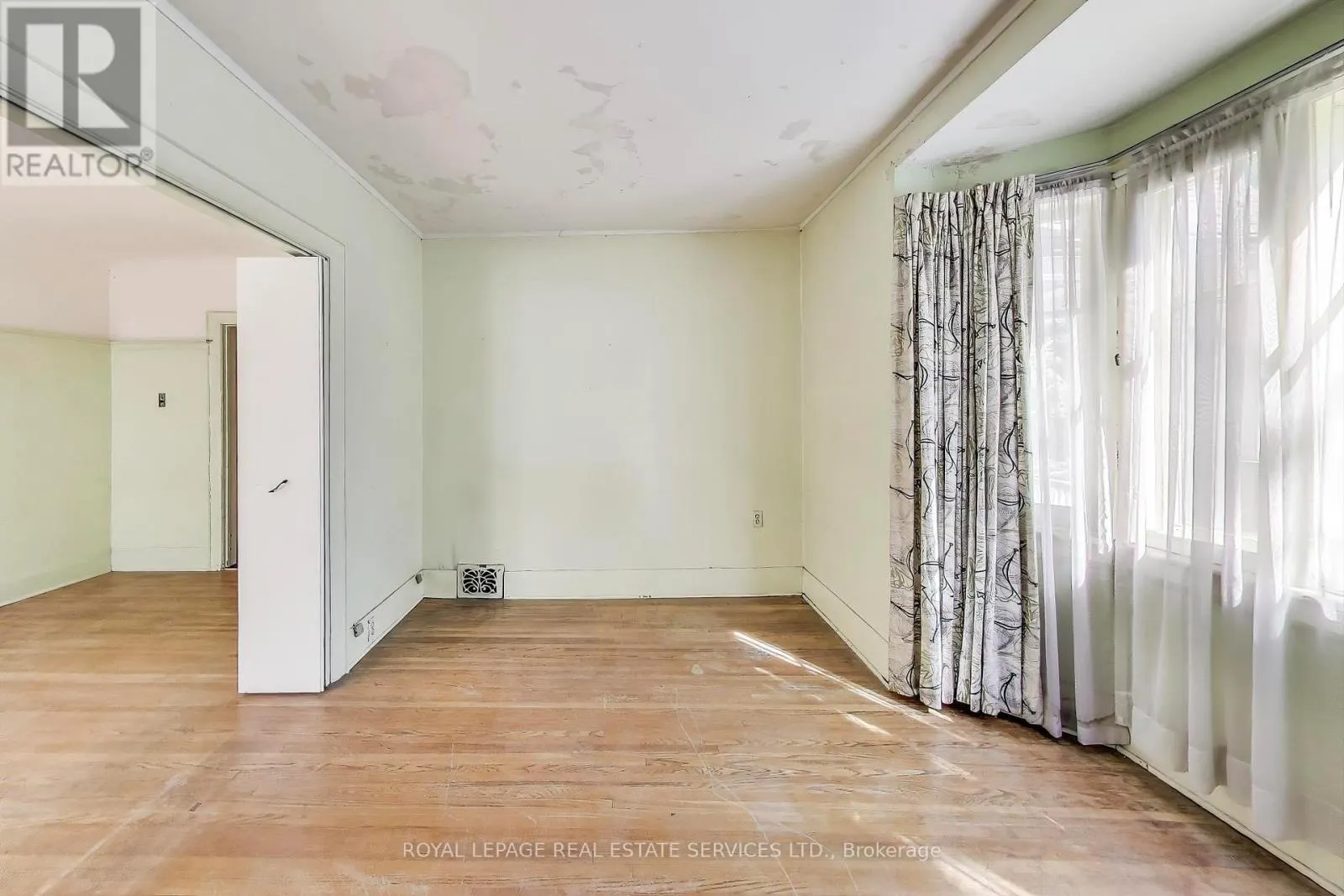 418 WILLARD AVENUE