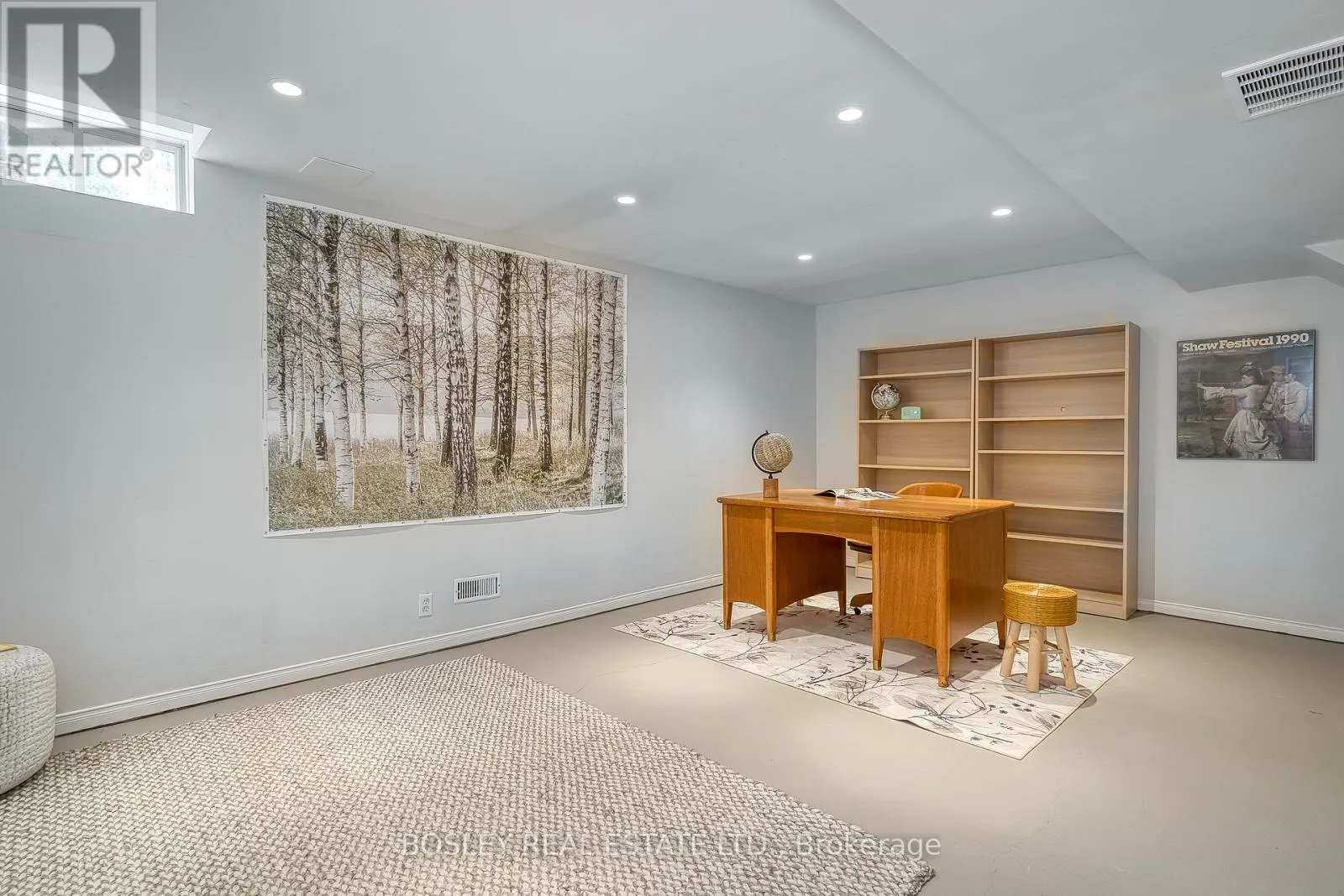 2104 WHITE DOVE CIRCLE