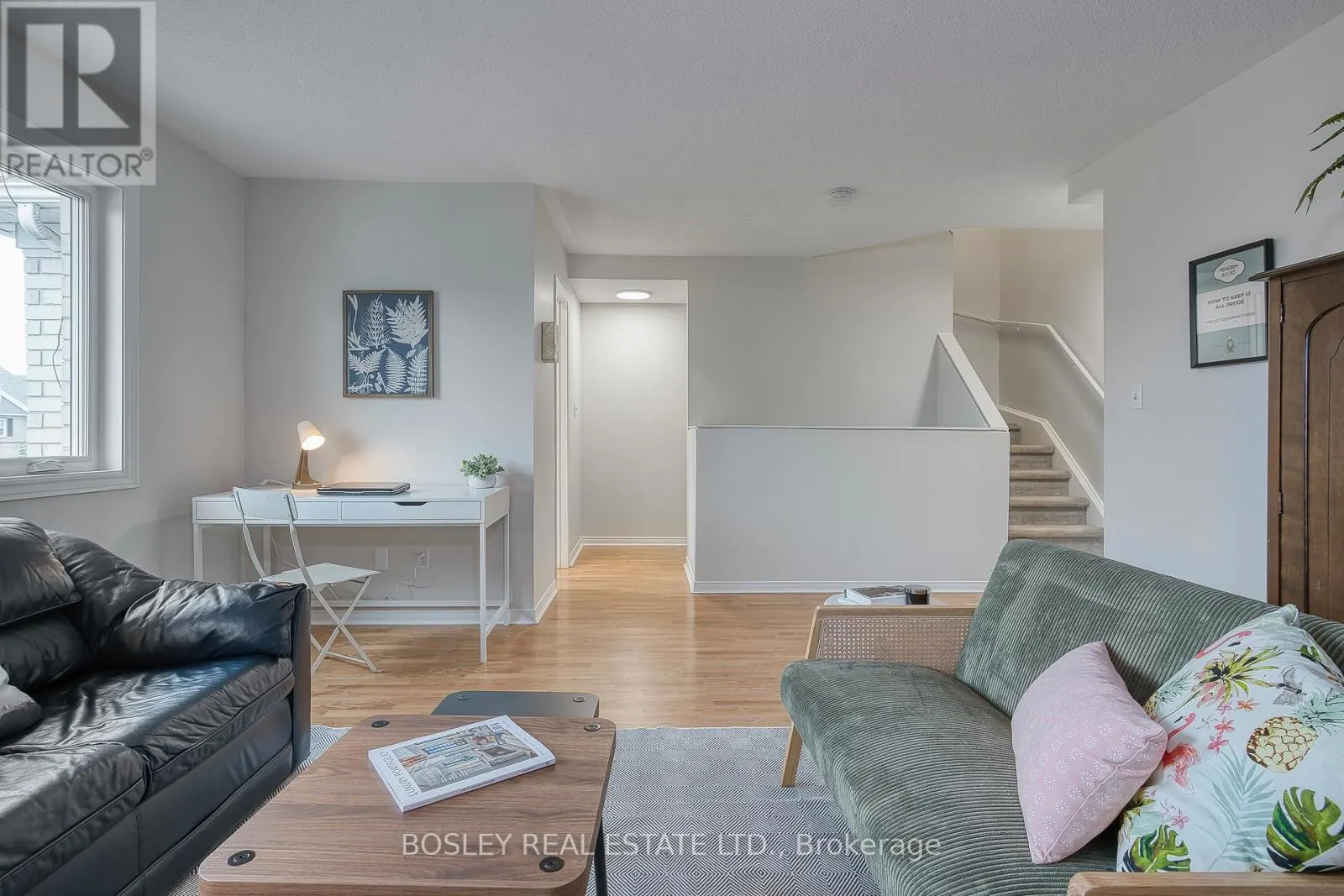 2104 WHITE DOVE CIRCLE
