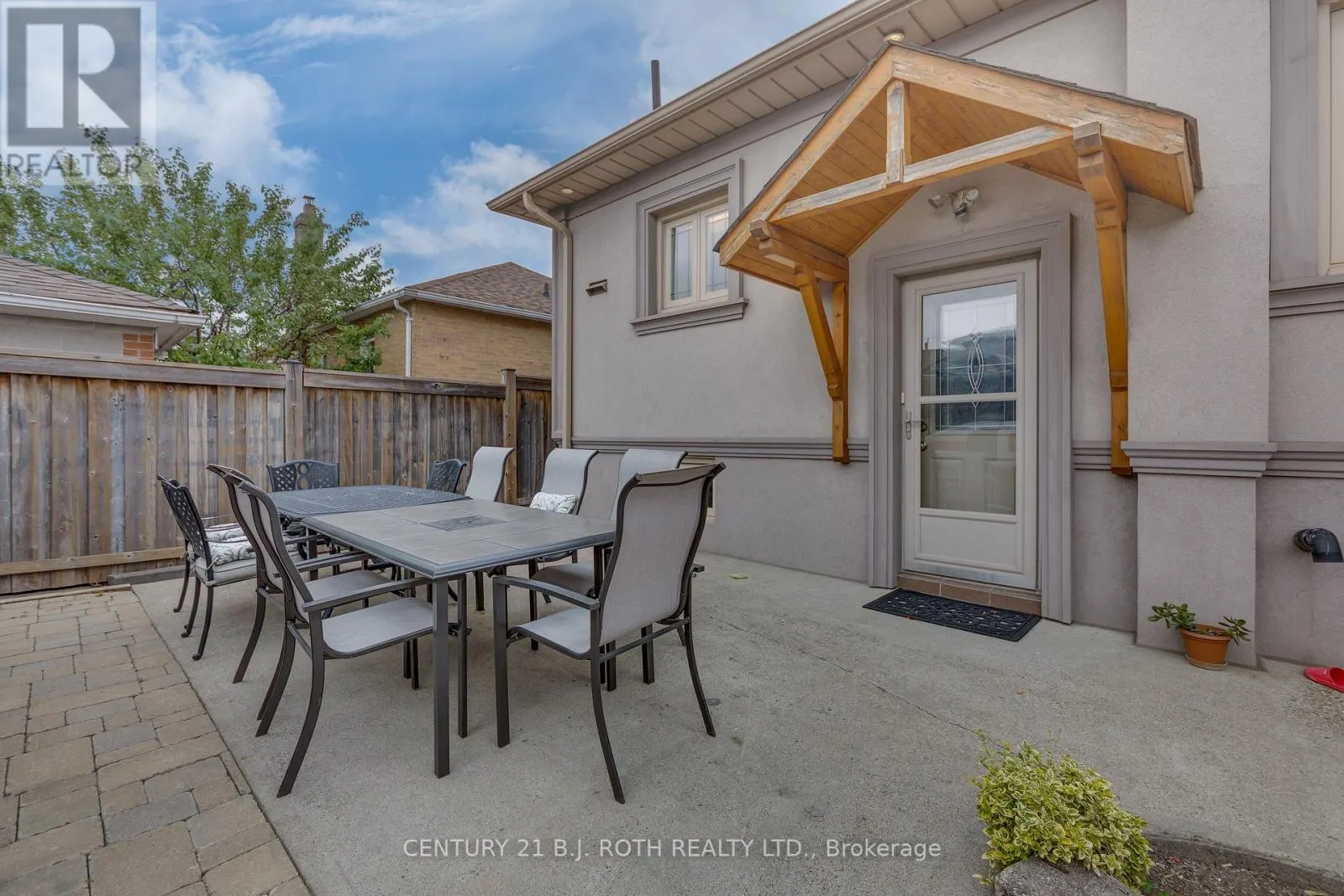 193 EPSOM DOWNS DRIVE