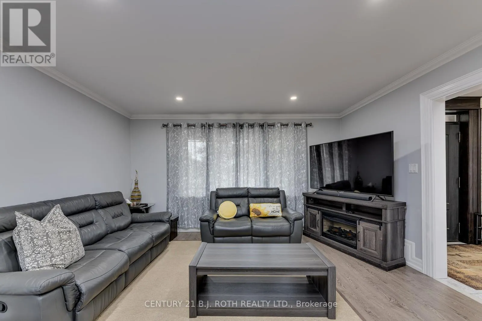 193 EPSOM DOWNS DRIVE