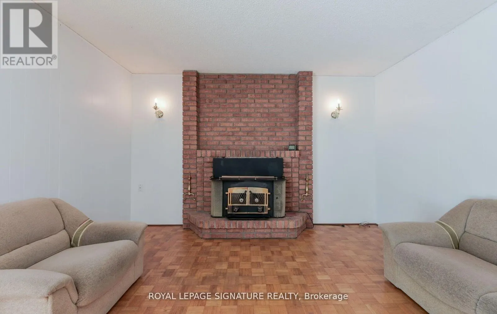 172 GLENVIEW DRIVE