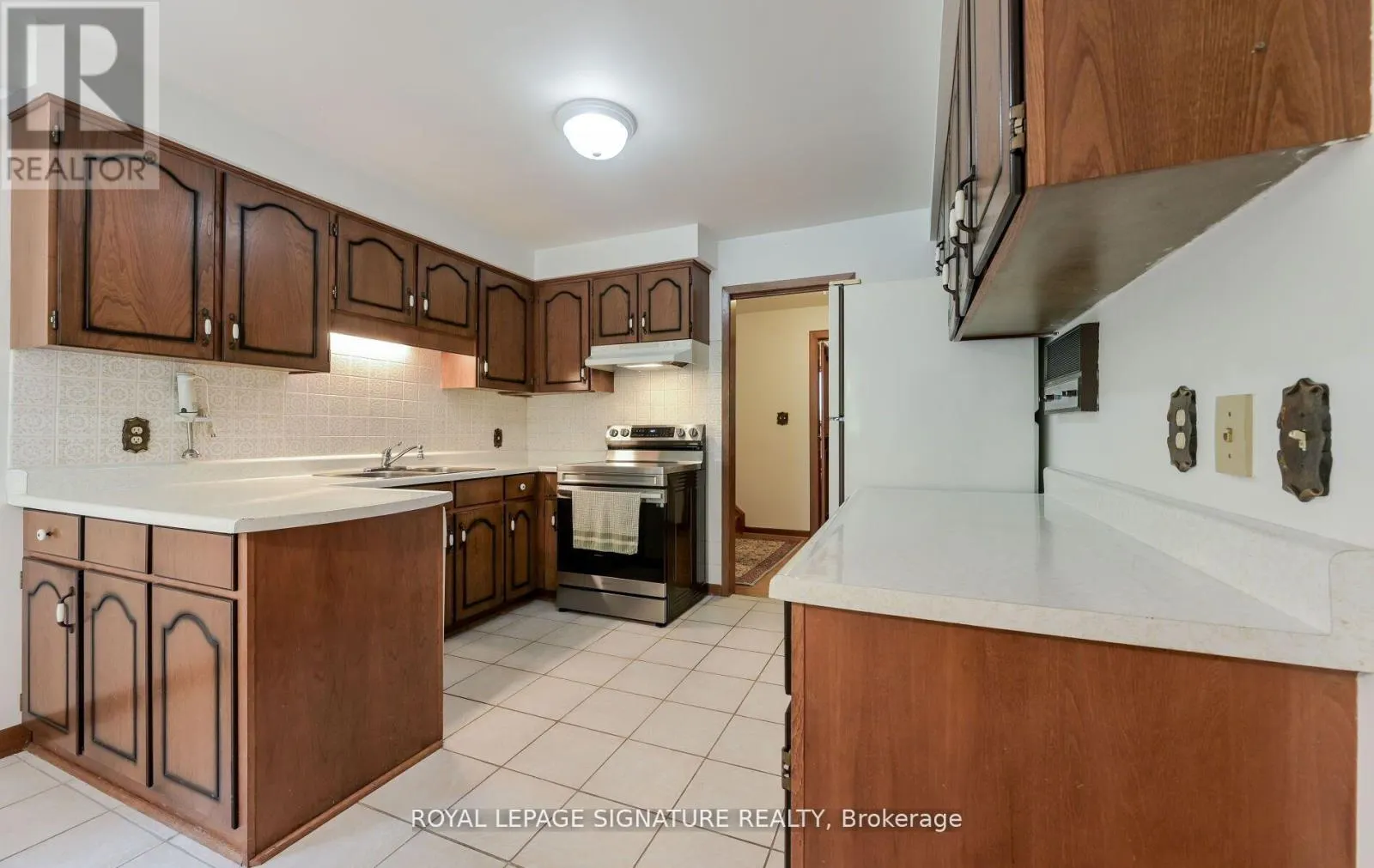 172 GLENVIEW DRIVE
