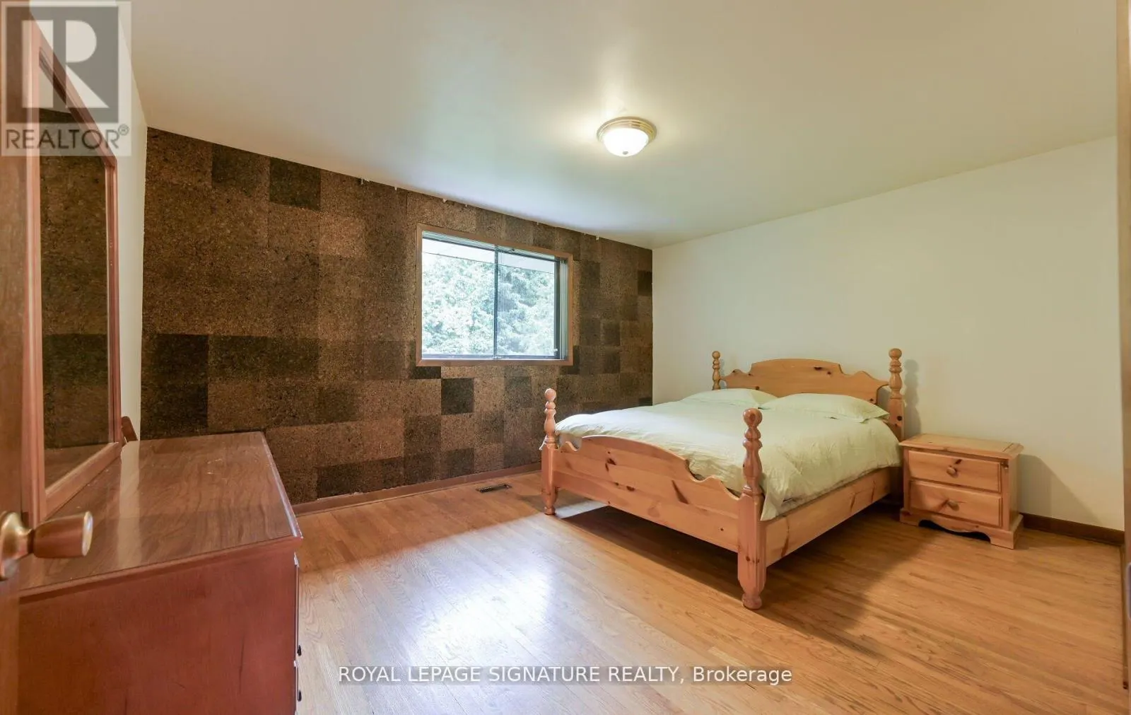 172 GLENVIEW DRIVE