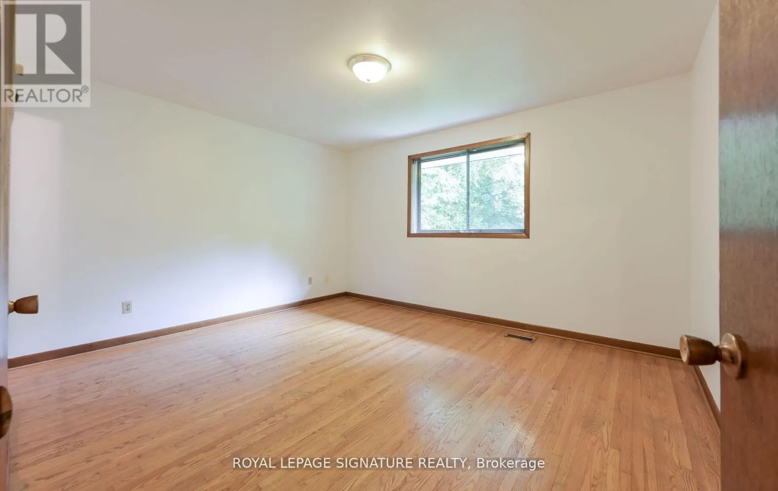 172 GLENVIEW DRIVE