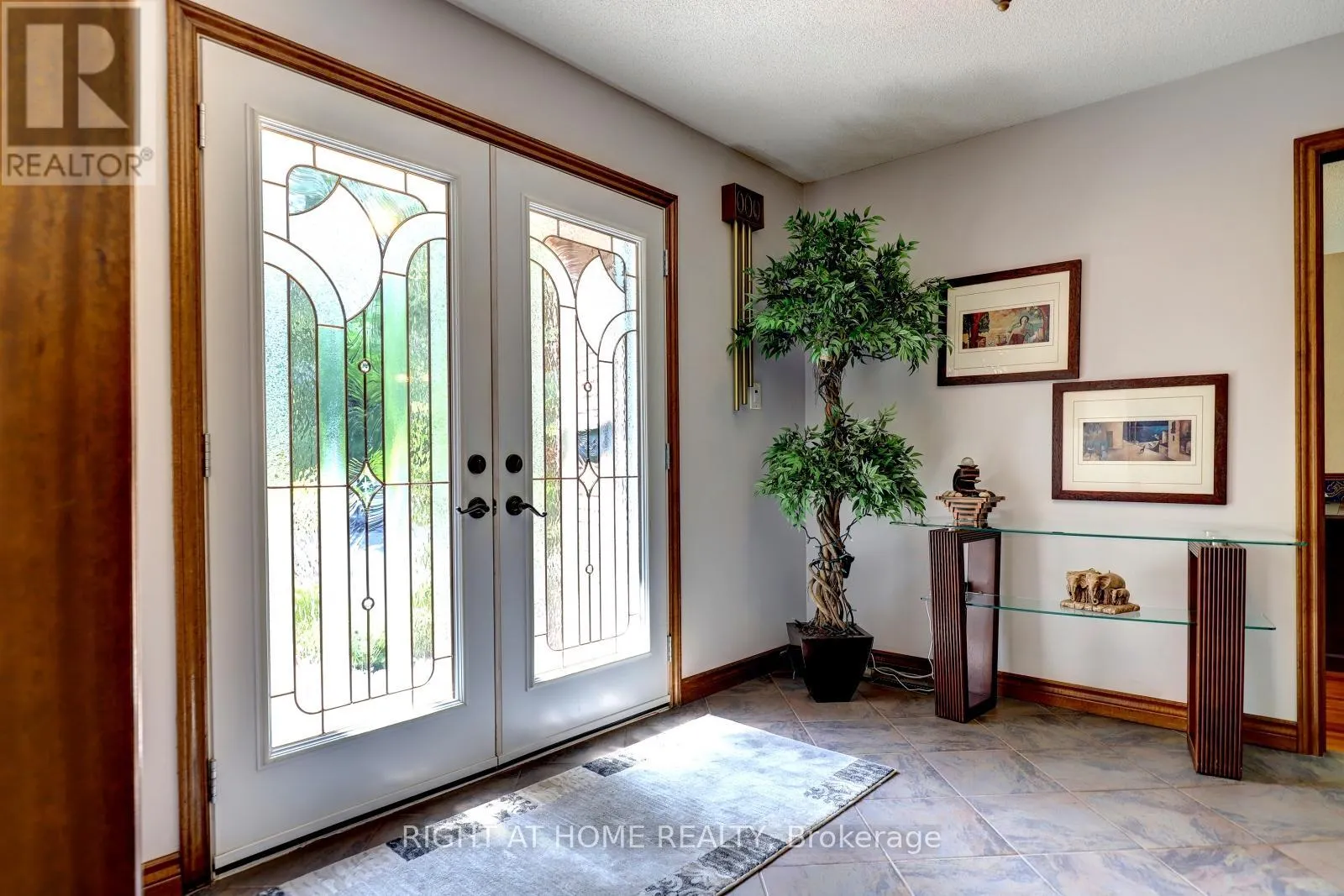 1412 CARMEN DRIVE