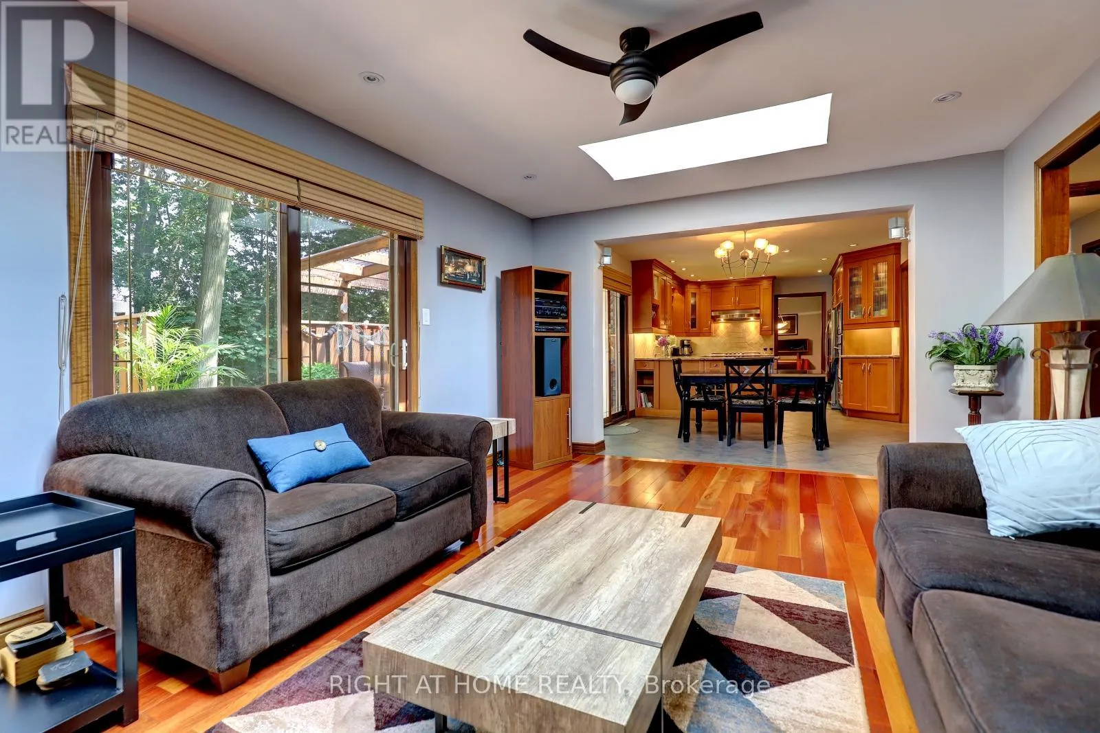 1412 CARMEN DRIVE