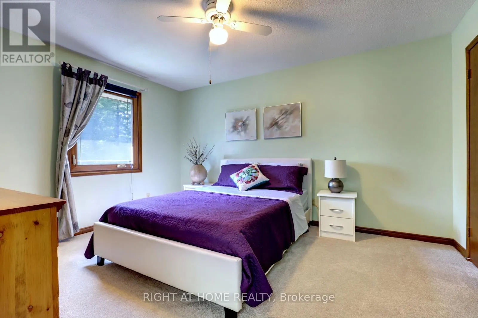 1412 CARMEN DRIVE