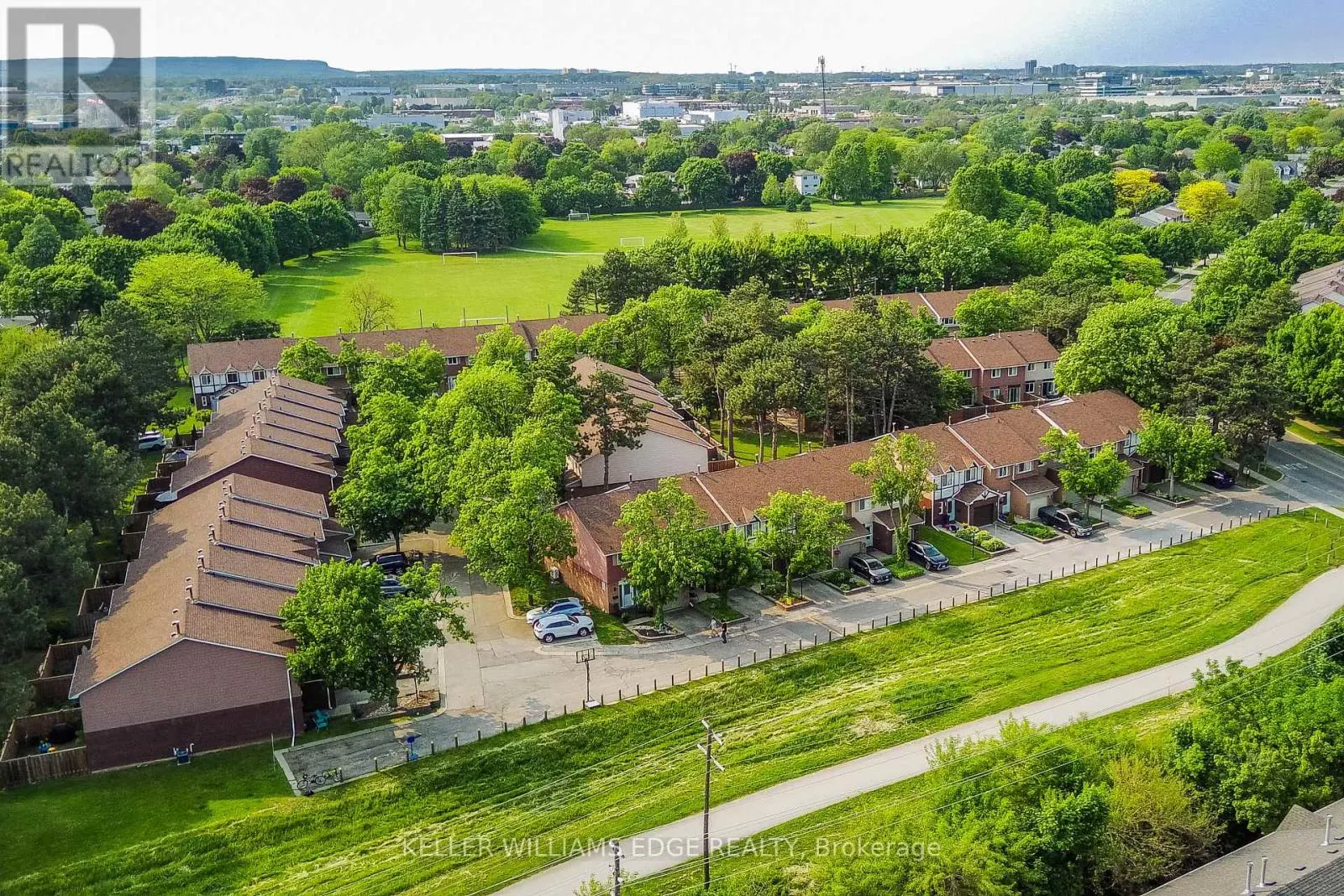 5 - 4189 LONGMOOR DRIVE