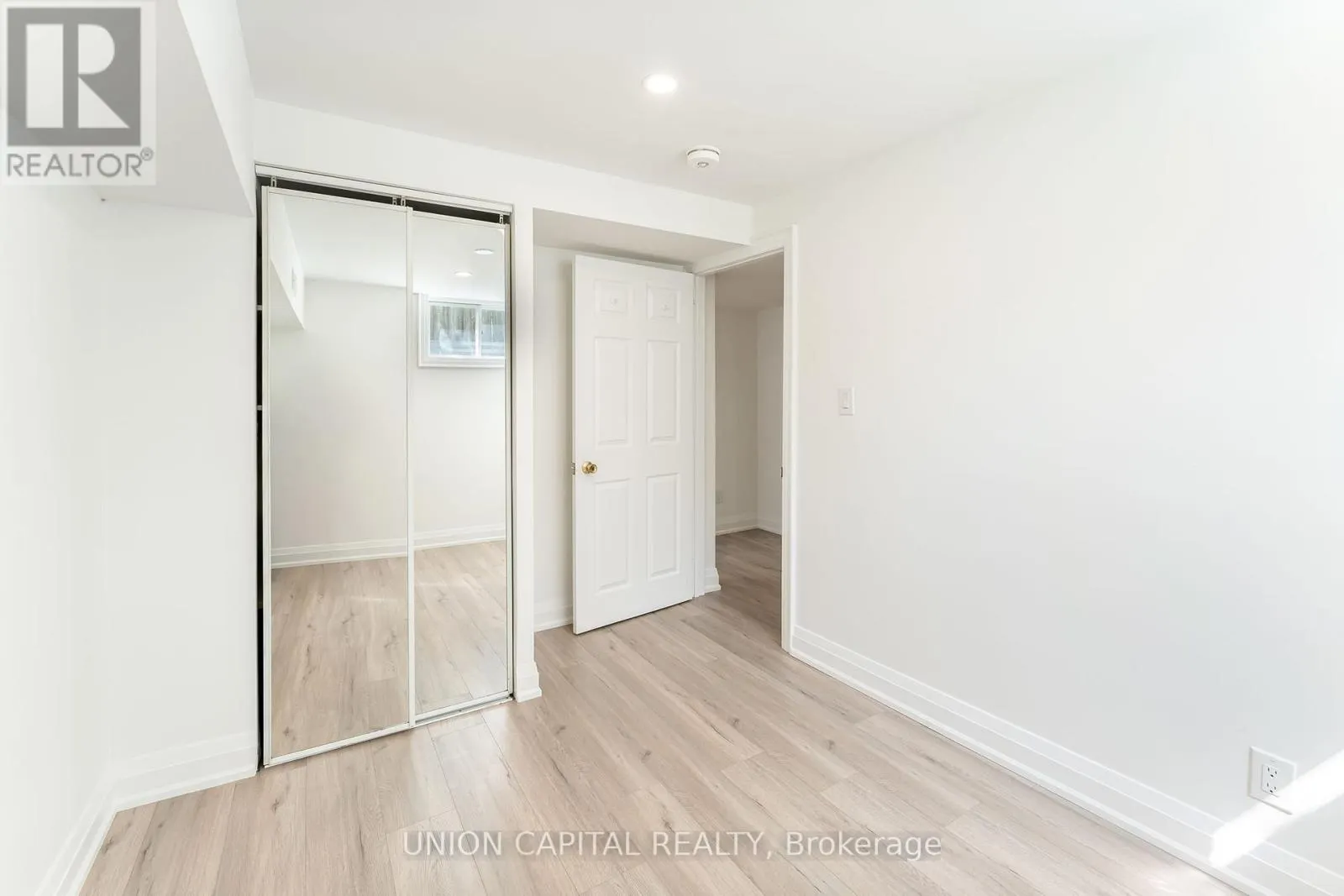 14 RODWELL COURT