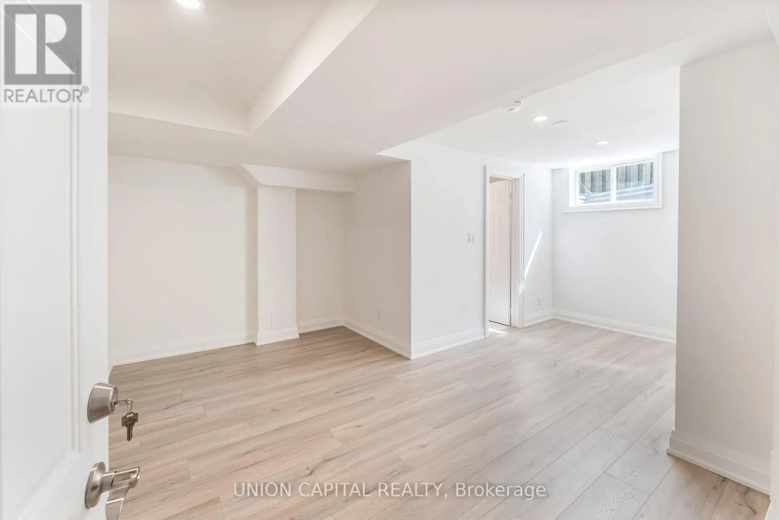 14 RODWELL COURT