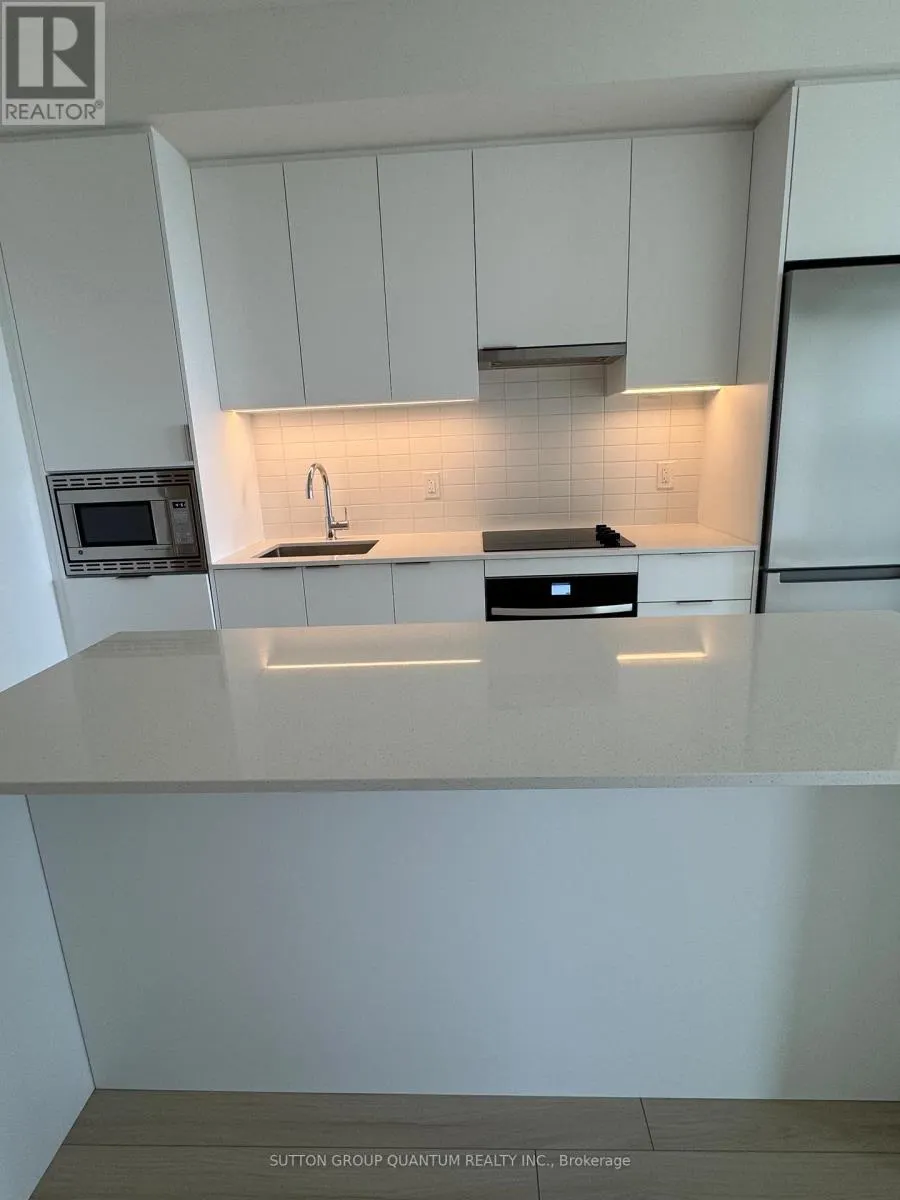 1006 - 3079 TRAFRALGAR ROAD N