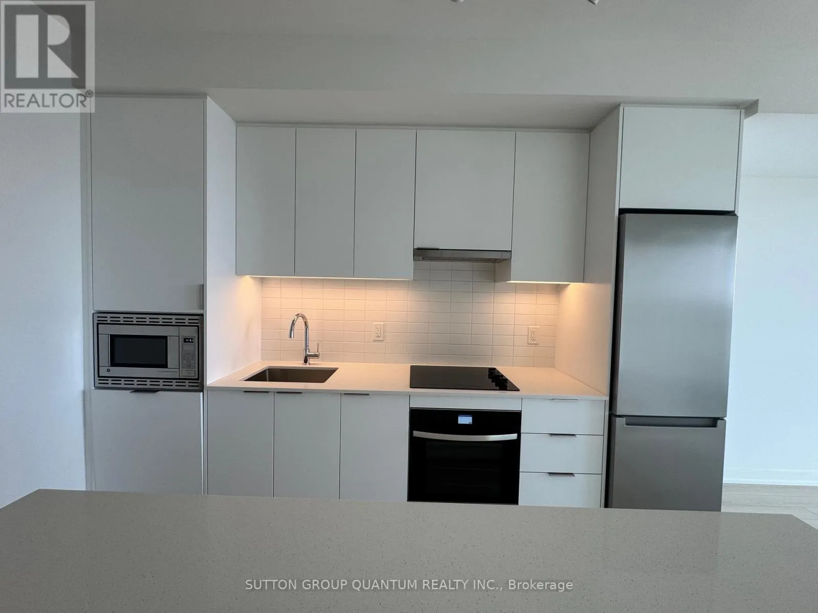 1006 - 3079 TRAFRALGAR ROAD N