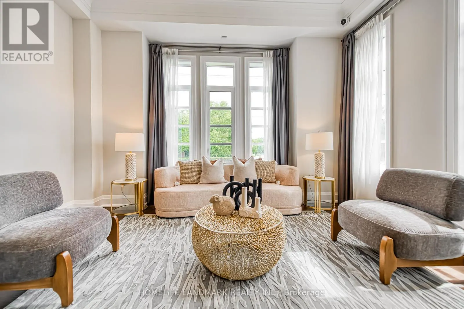 1199 LAKESHORE ROAD W