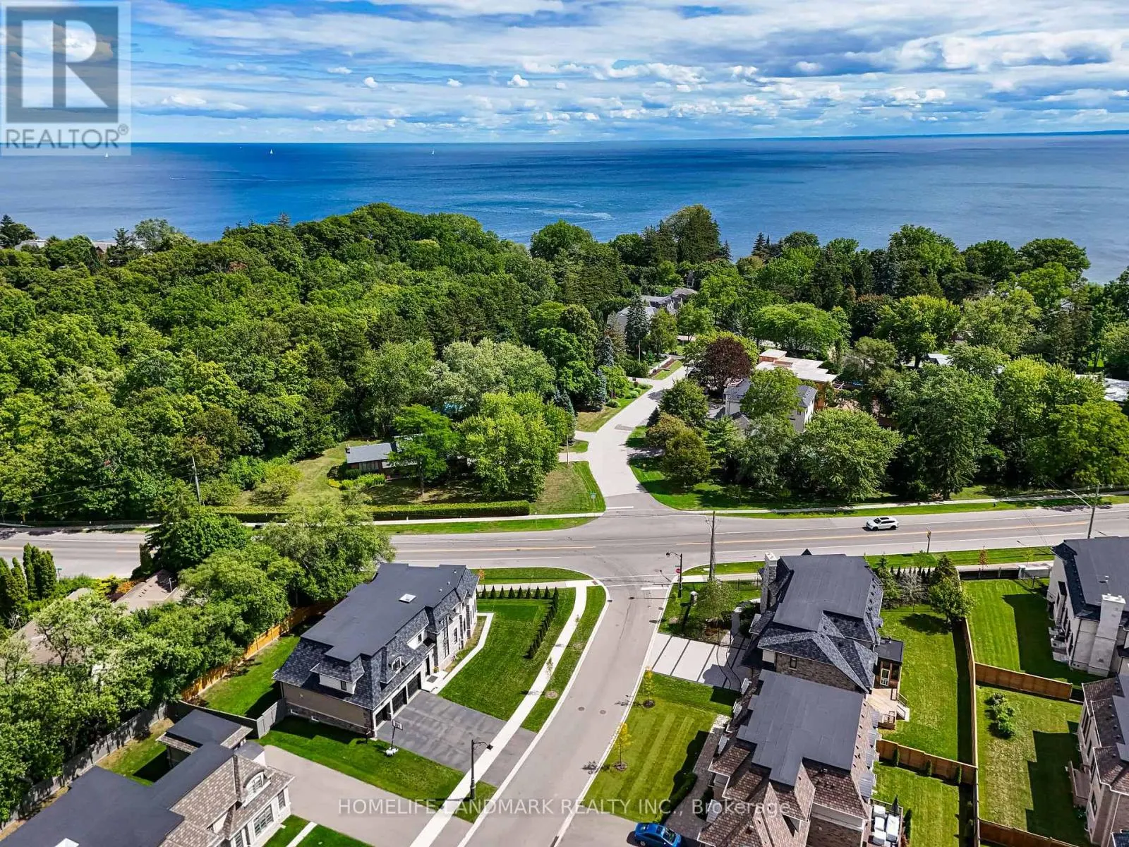 1199 LAKESHORE ROAD W