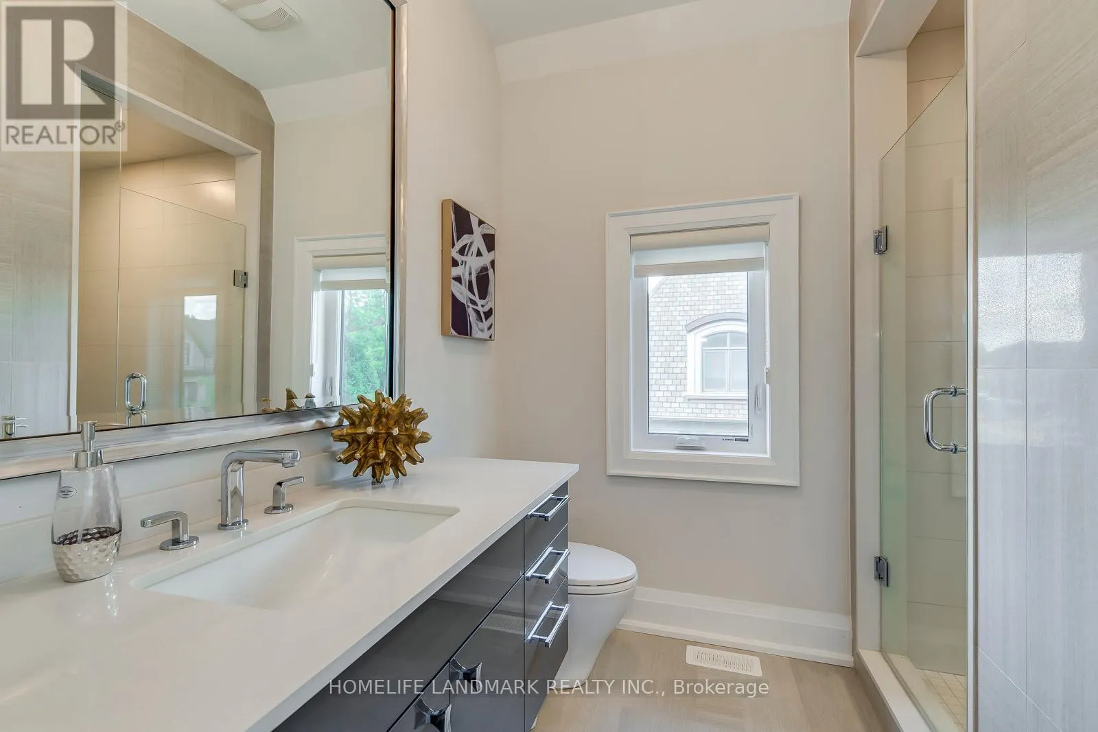 1199 LAKESHORE ROAD W
