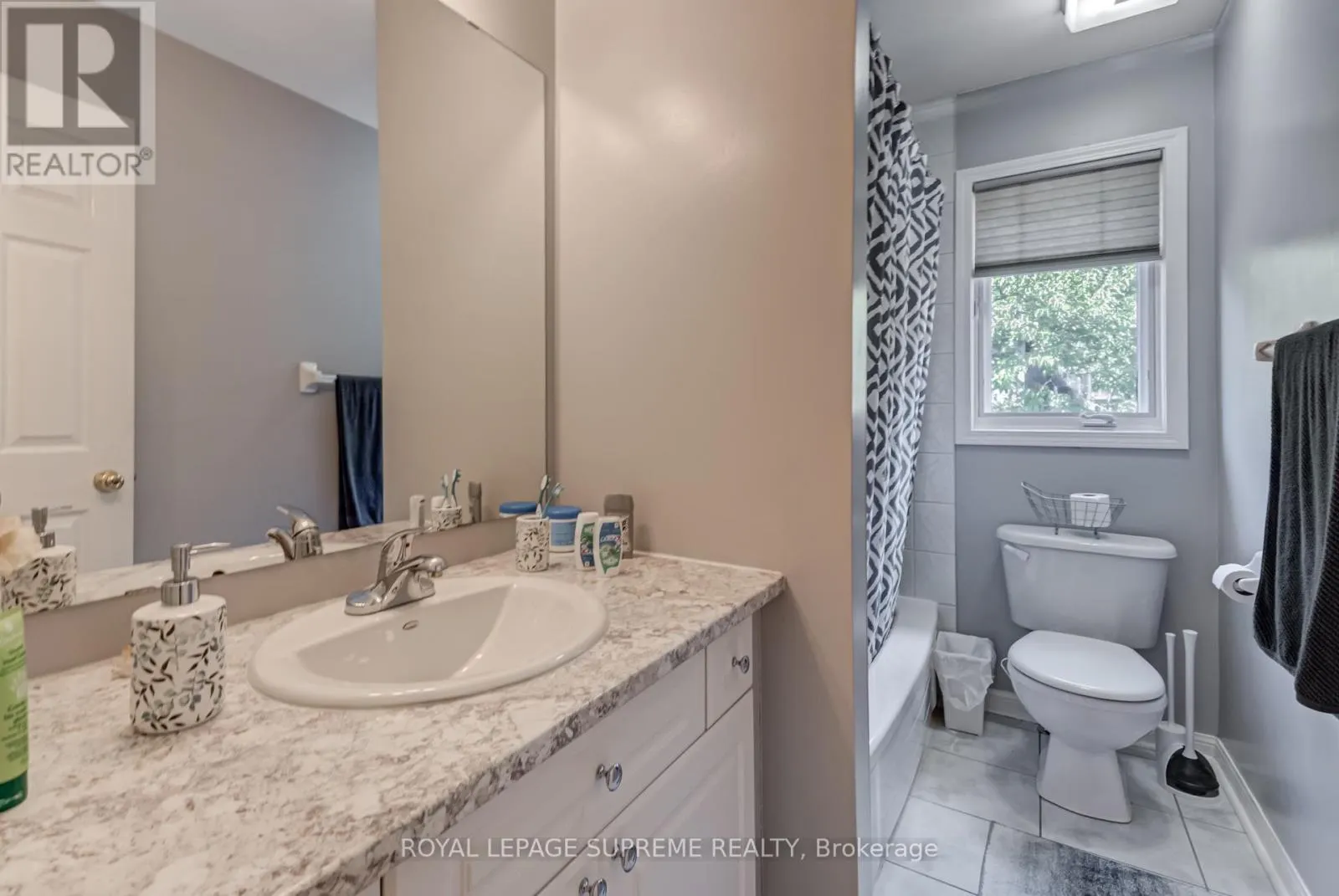 3241 HIGH SPRINGS CRESCENT