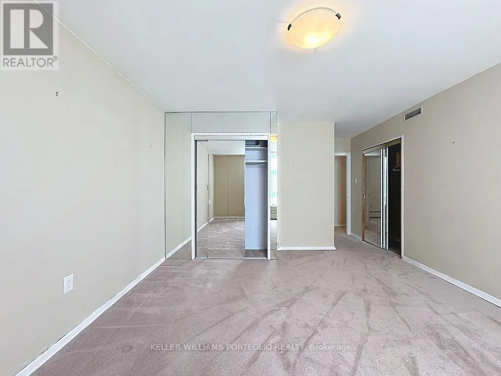 404 - 44 LONGBOURNE DRIVE