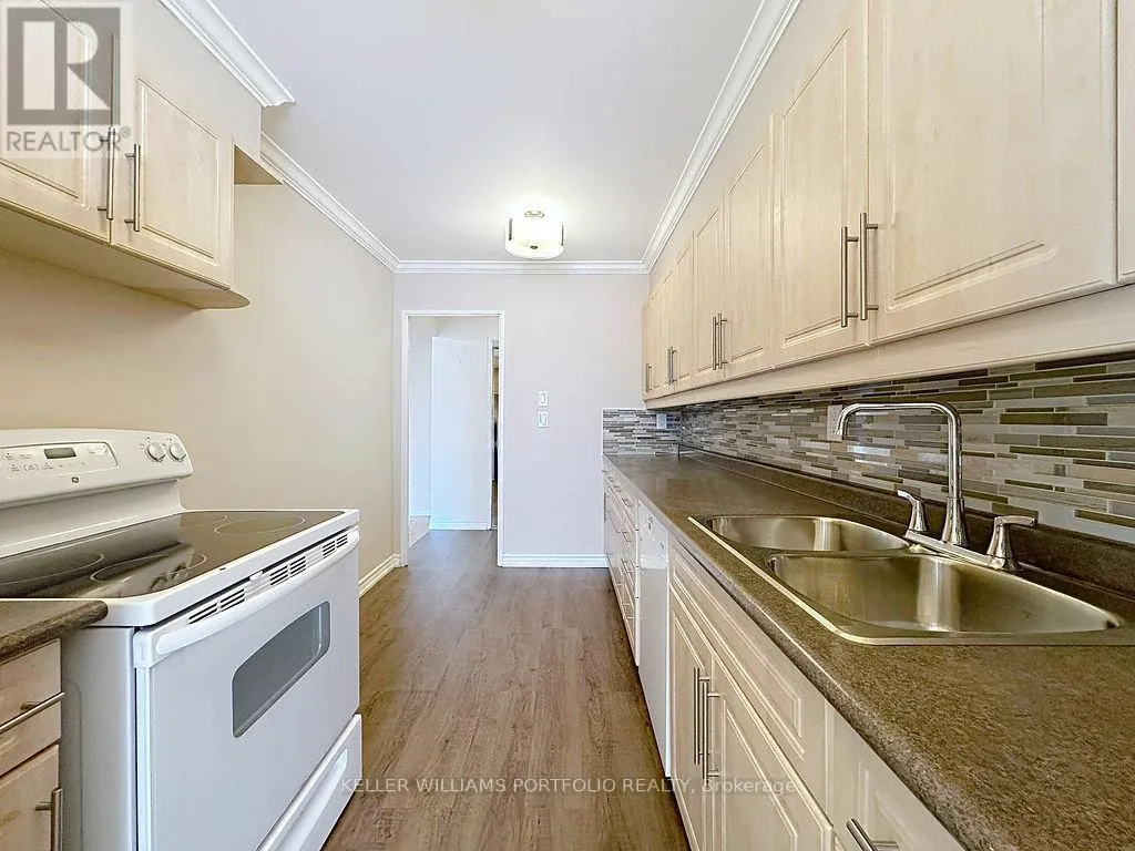 404 - 44 LONGBOURNE DRIVE