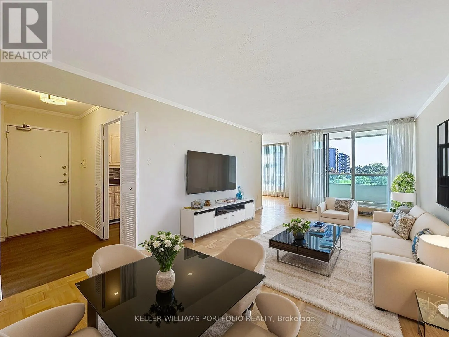 404 - 44 LONGBOURNE DRIVE