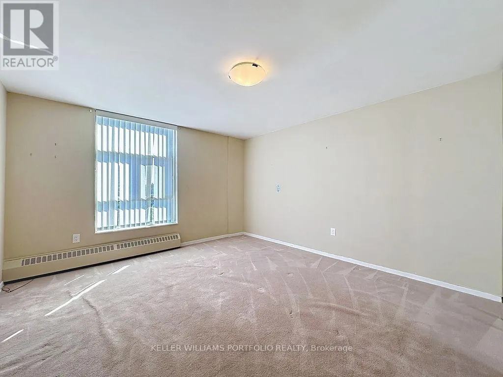 404 - 44 LONGBOURNE DRIVE