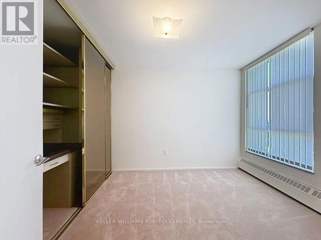 404 - 44 LONGBOURNE DRIVE