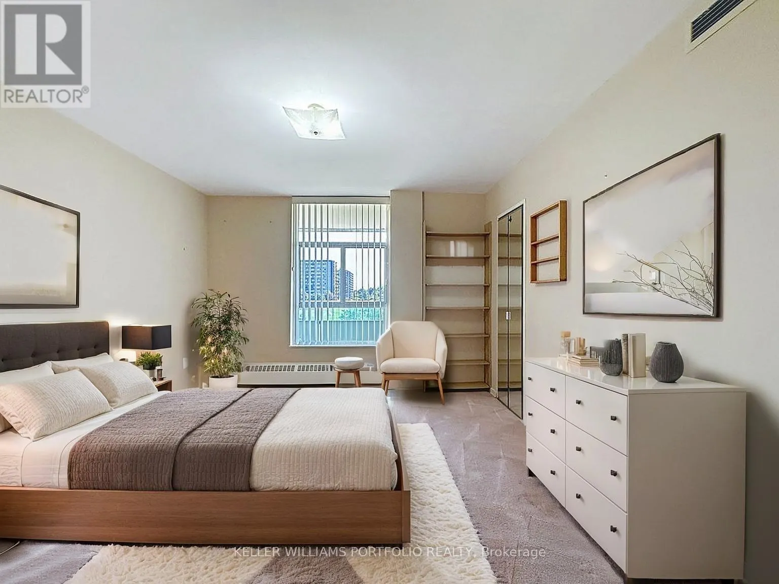 404 - 44 LONGBOURNE DRIVE
