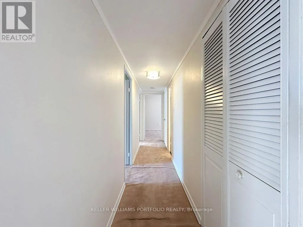 404 - 44 LONGBOURNE DRIVE