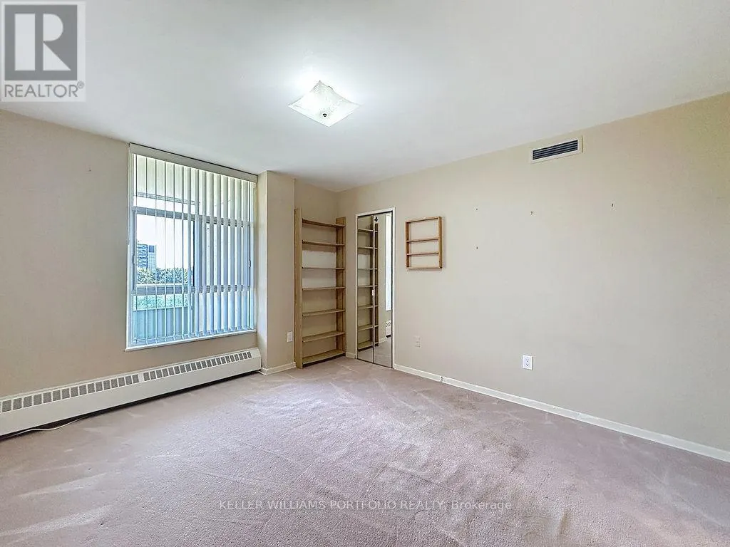 404 - 44 LONGBOURNE DRIVE