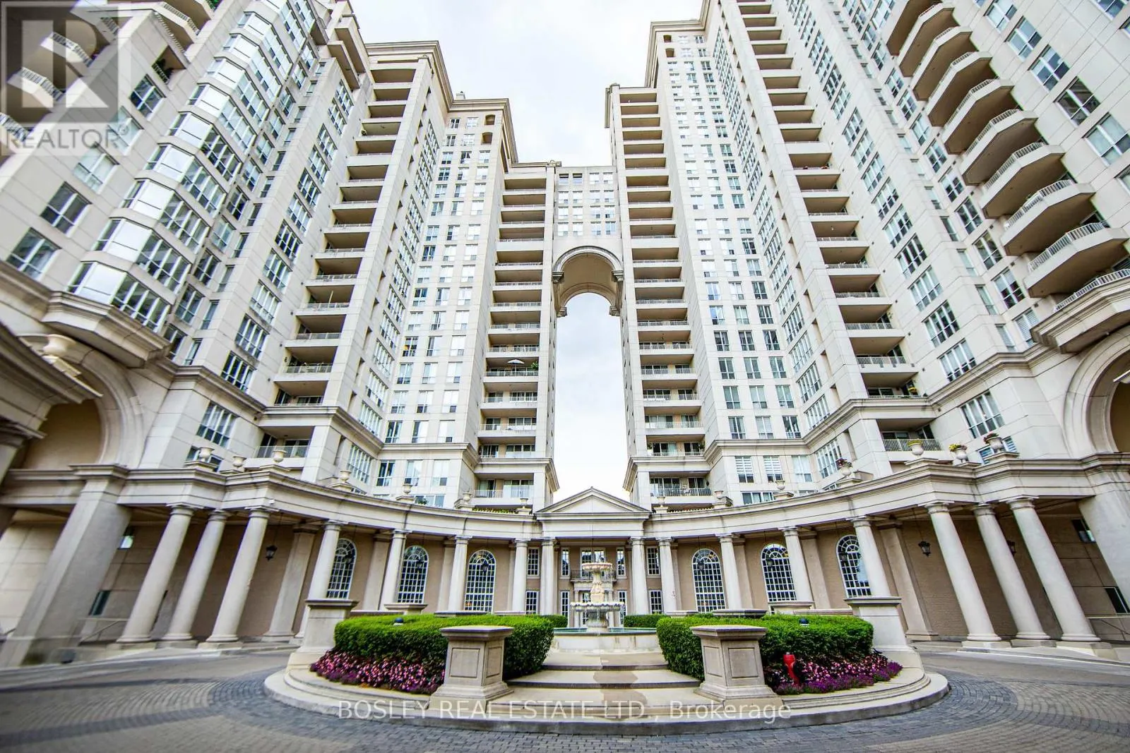 310 - 2285 LAKE SHORE BOULEVARD W