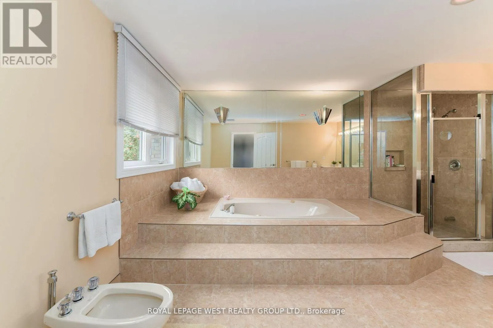 1745 BRIDEWELL COURT