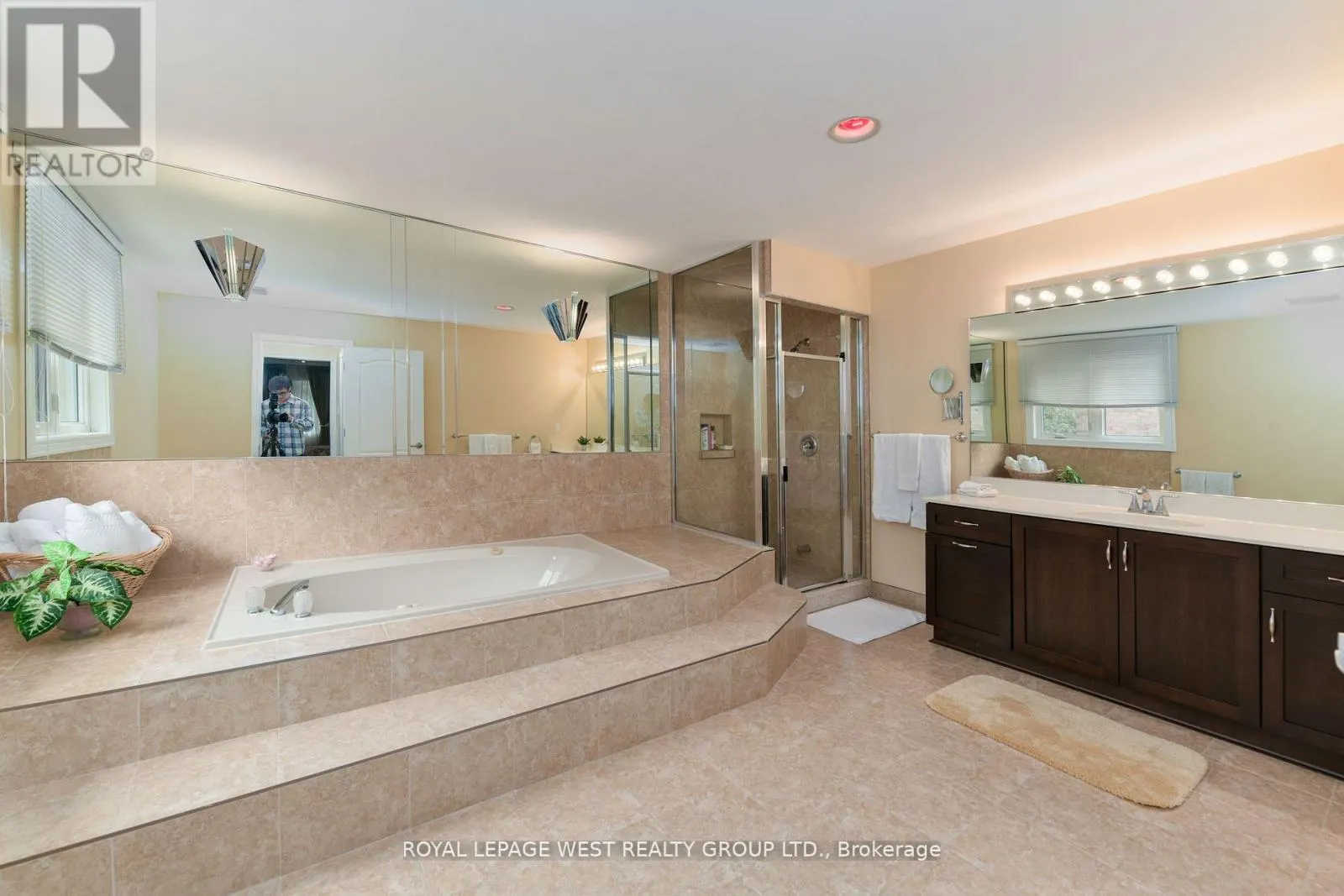 1745 BRIDEWELL COURT