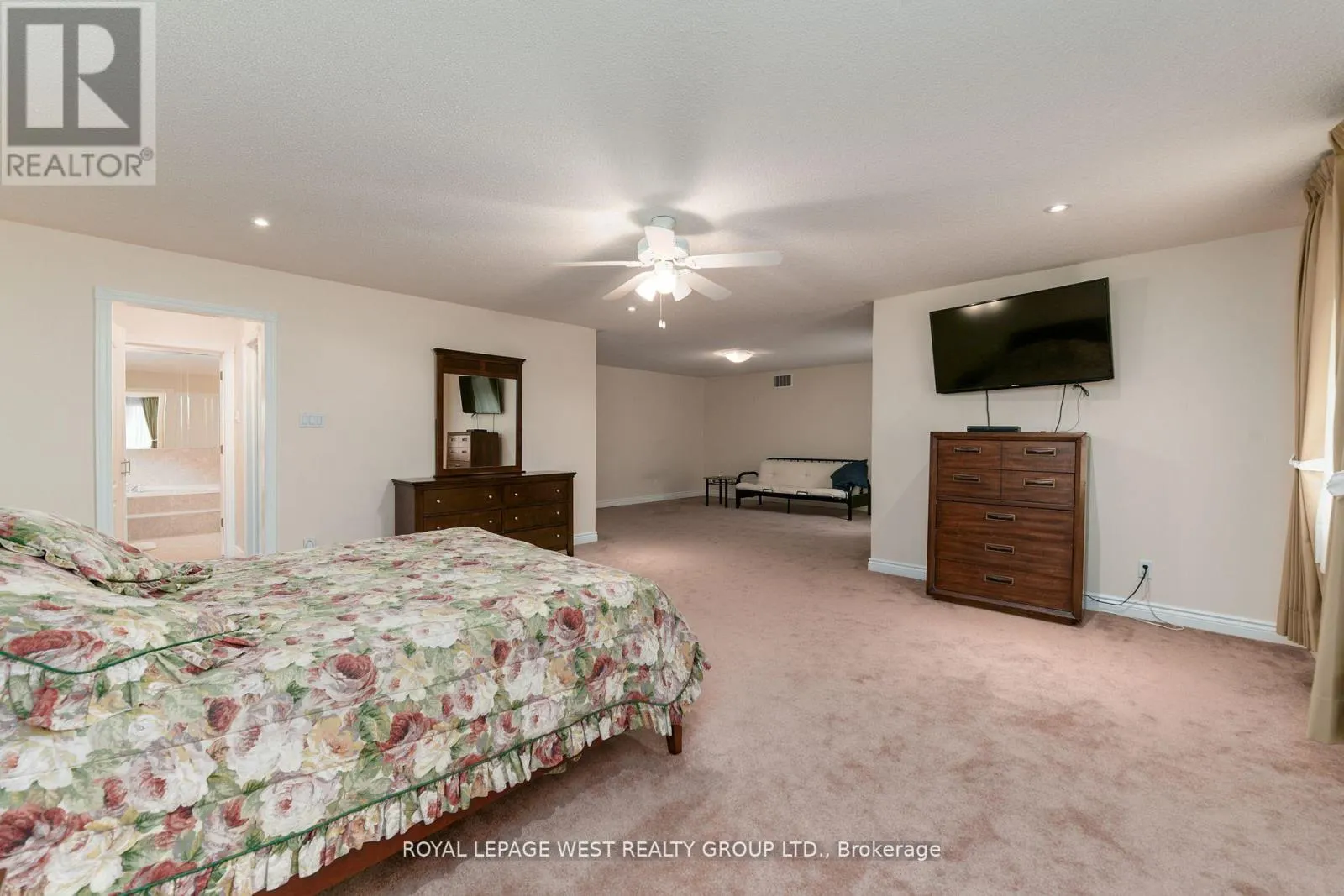 1745 BRIDEWELL COURT