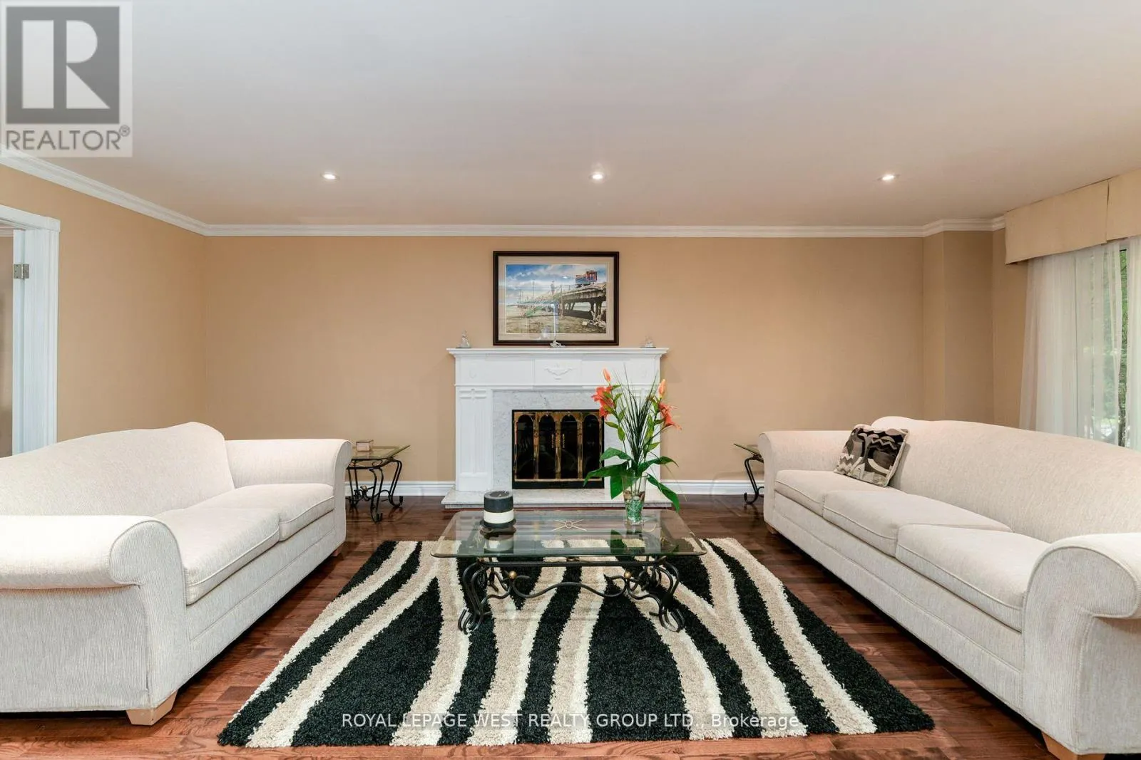 1745 BRIDEWELL COURT