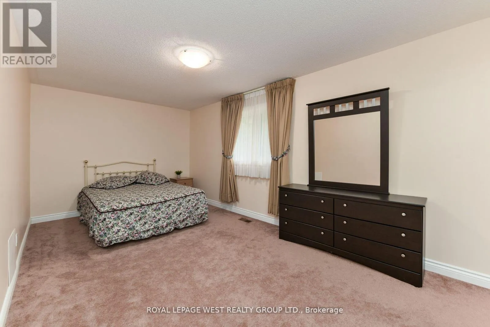 1745 BRIDEWELL COURT