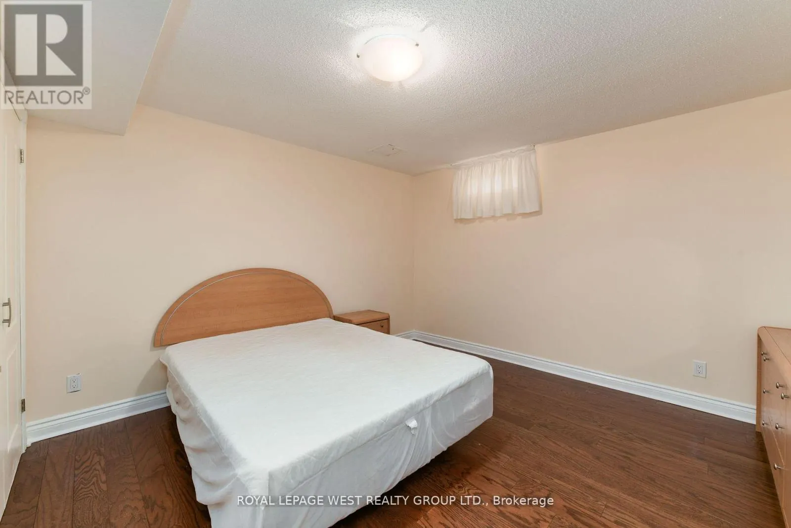 1745 BRIDEWELL COURT