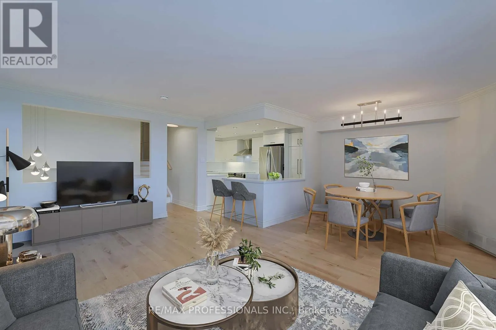 E8 - 284 MILL ROAD