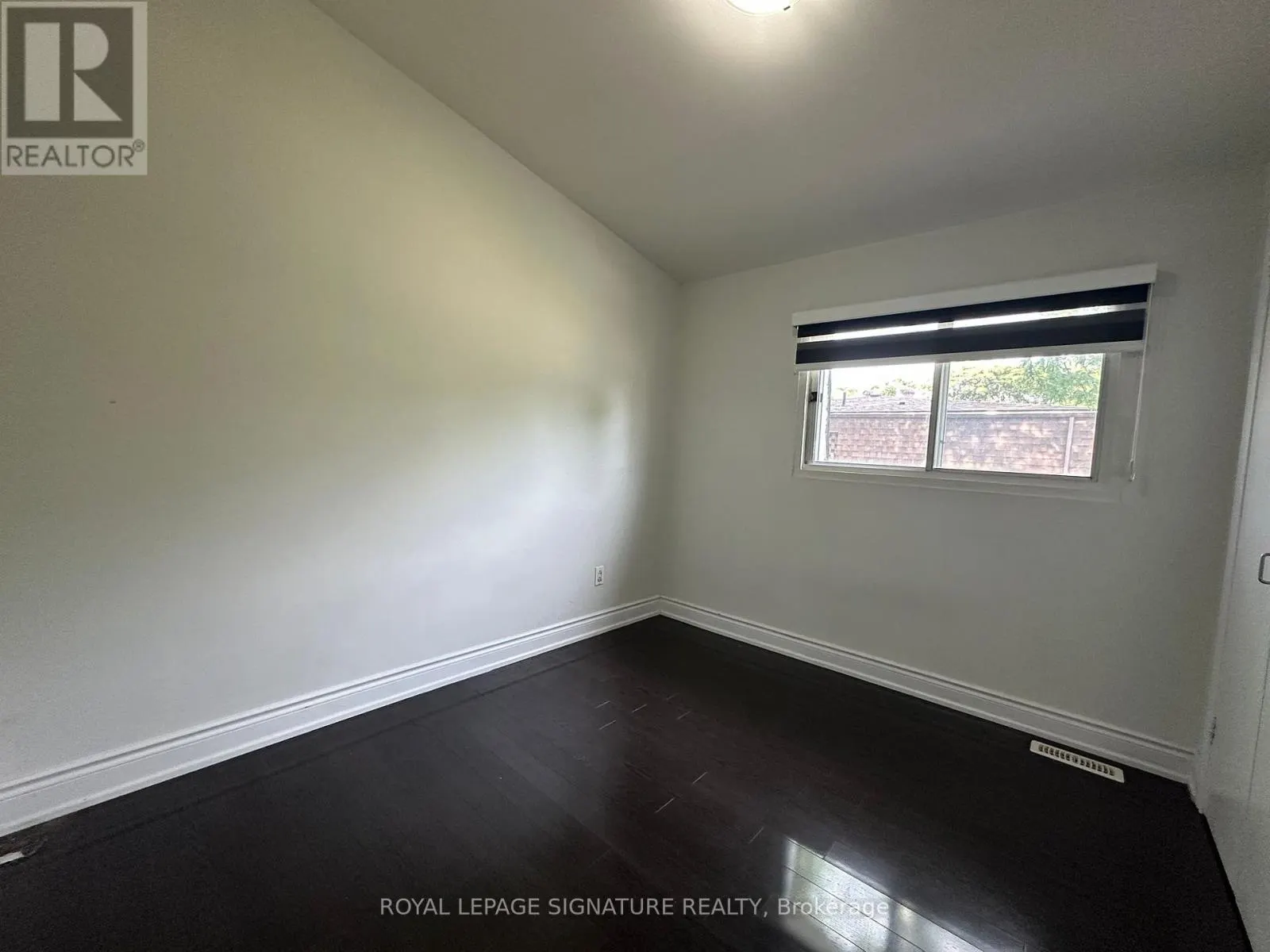 115 - 16 LITCHFIELD COURT