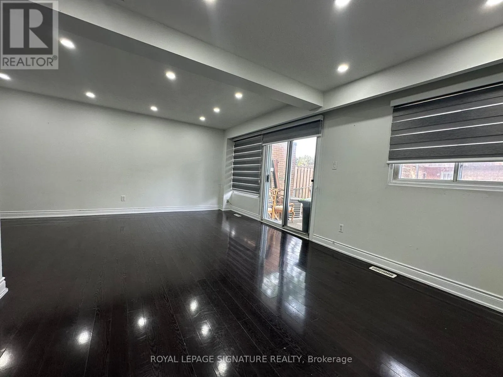 115 - 16 LITCHFIELD COURT