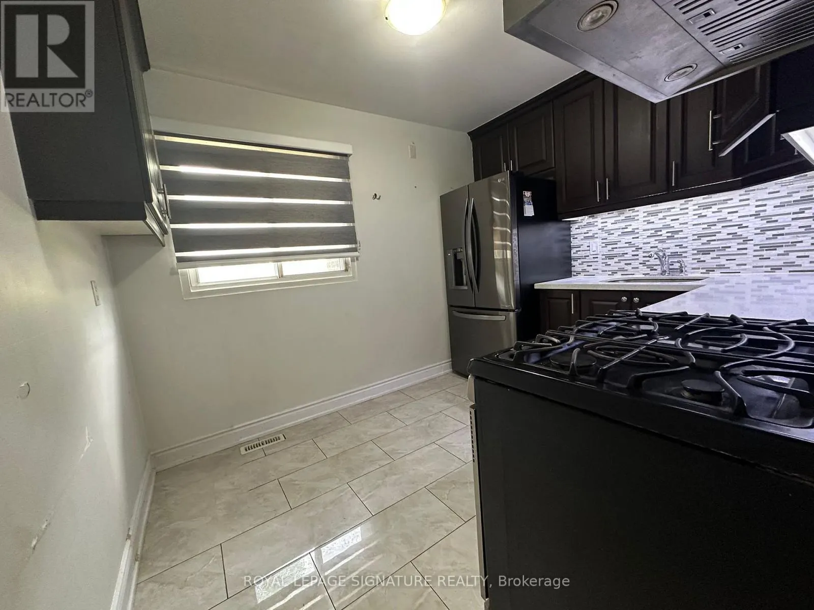 115 - 16 LITCHFIELD COURT