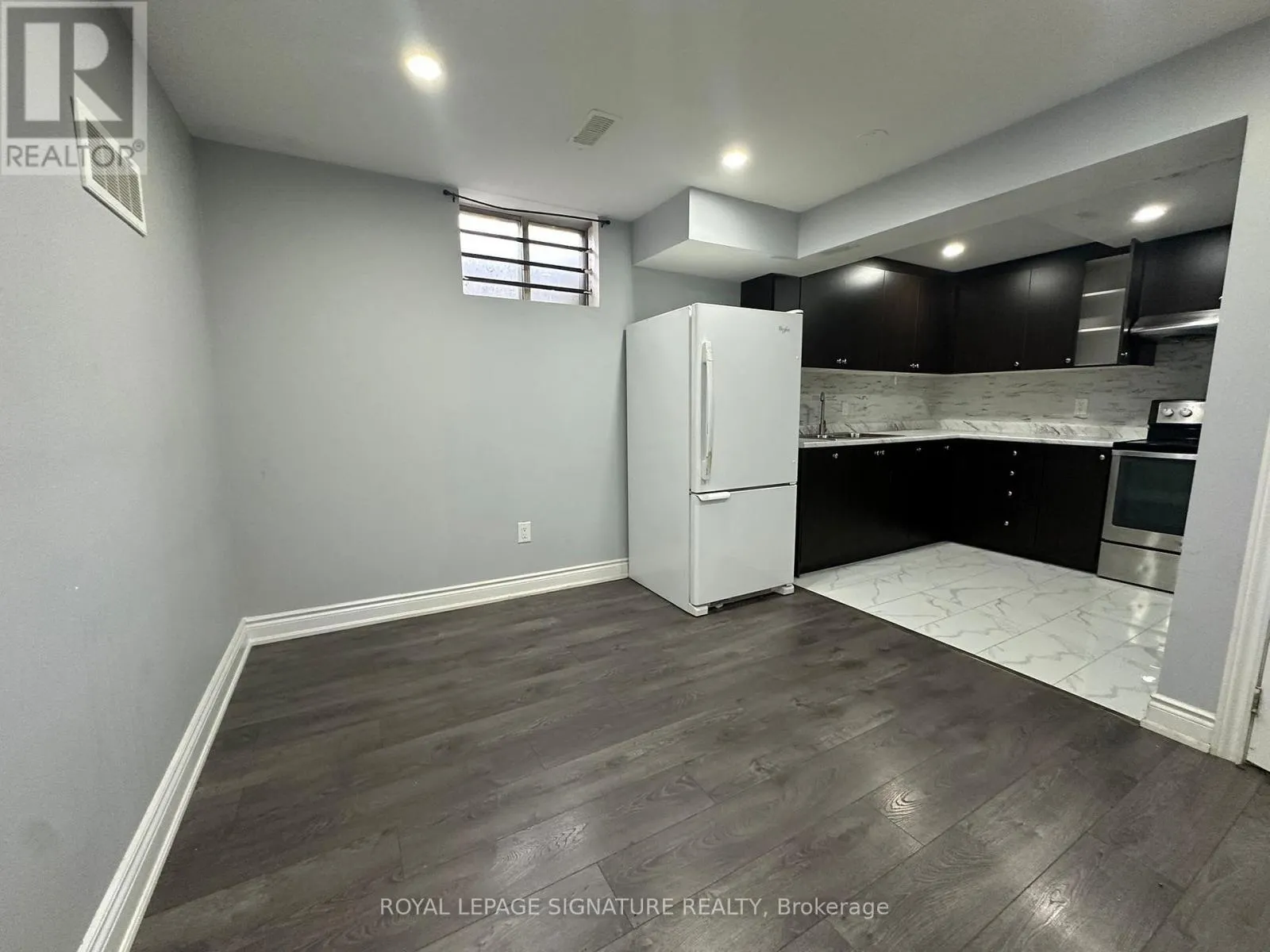 115 - 16 LITCHFIELD COURT