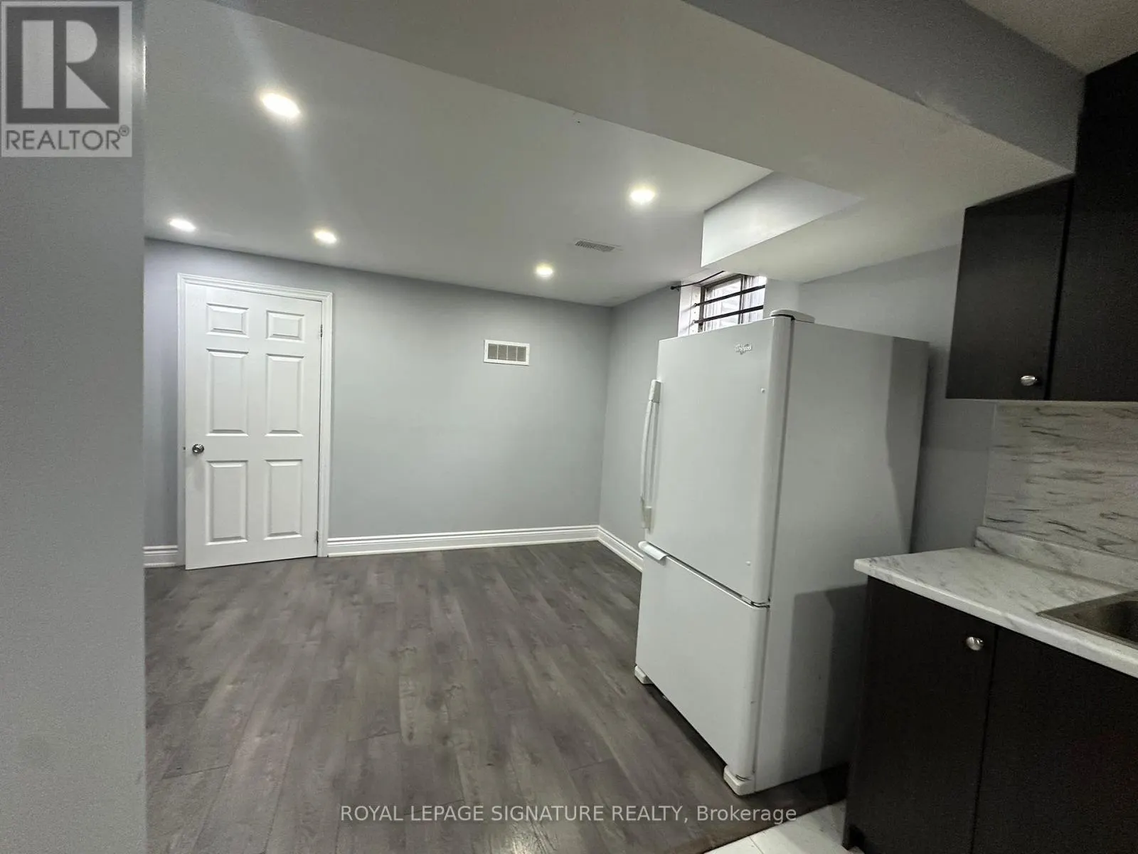 115 - 16 LITCHFIELD COURT